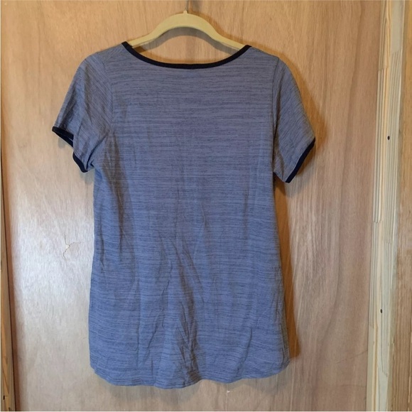 LuLaRoe Classic T Women's Top Size Medium SOLID Charcoal Gray Black Trim - Picture 9 of 15